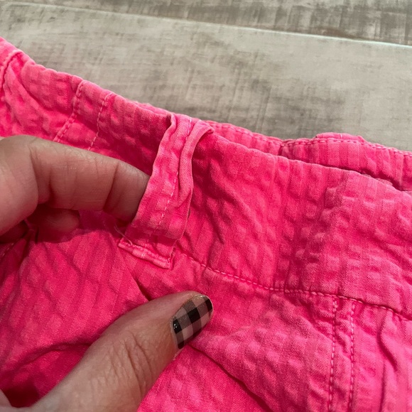 💙pending💙Vineyard vines women’s hot pink shorts - Picture 6 of 9